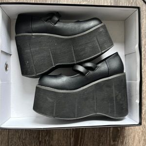Demonia platform Mary Janes